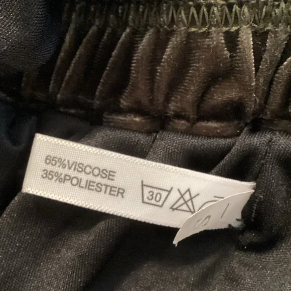 Chic Brown Midi Skirt - Picture 6 of 6